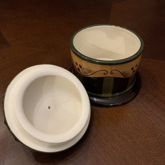 Chocolate Berries Ceramic Sugar Jar by DEMDACO - Hand-Painted 2002 - Picture 2 of 6